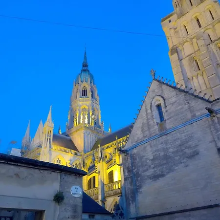 Au P'tit Tourois De Plain-pied Confort Avec Véranda Proche D'omaha Et De Bayeux Accueillant Les Animaux Сasa de vacaciones Tour-en-Bessin
